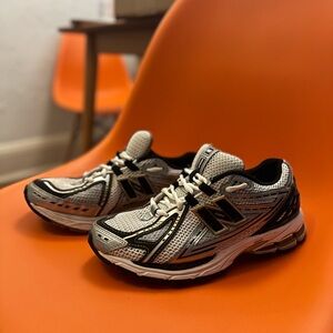 New Balance 1906R White Gold size 7.5